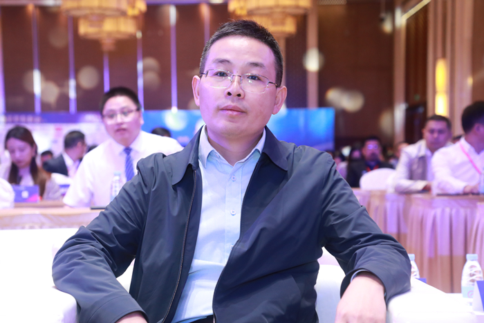 16王雪铭 (1)_副本.jpg